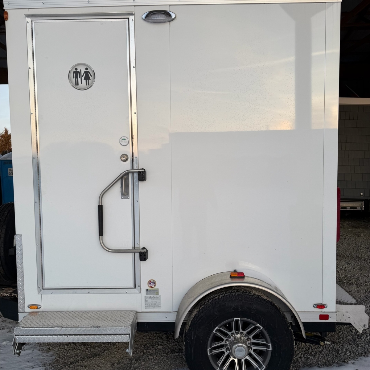 Cozy 2 Stall Restroom